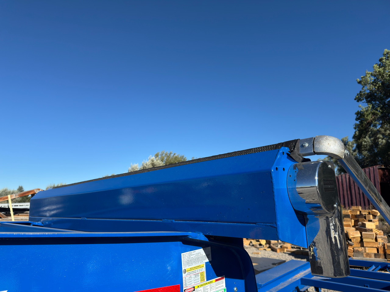 Raw Maxx Trailers Roll-Off Trailer | ROLL OFF TRAILER