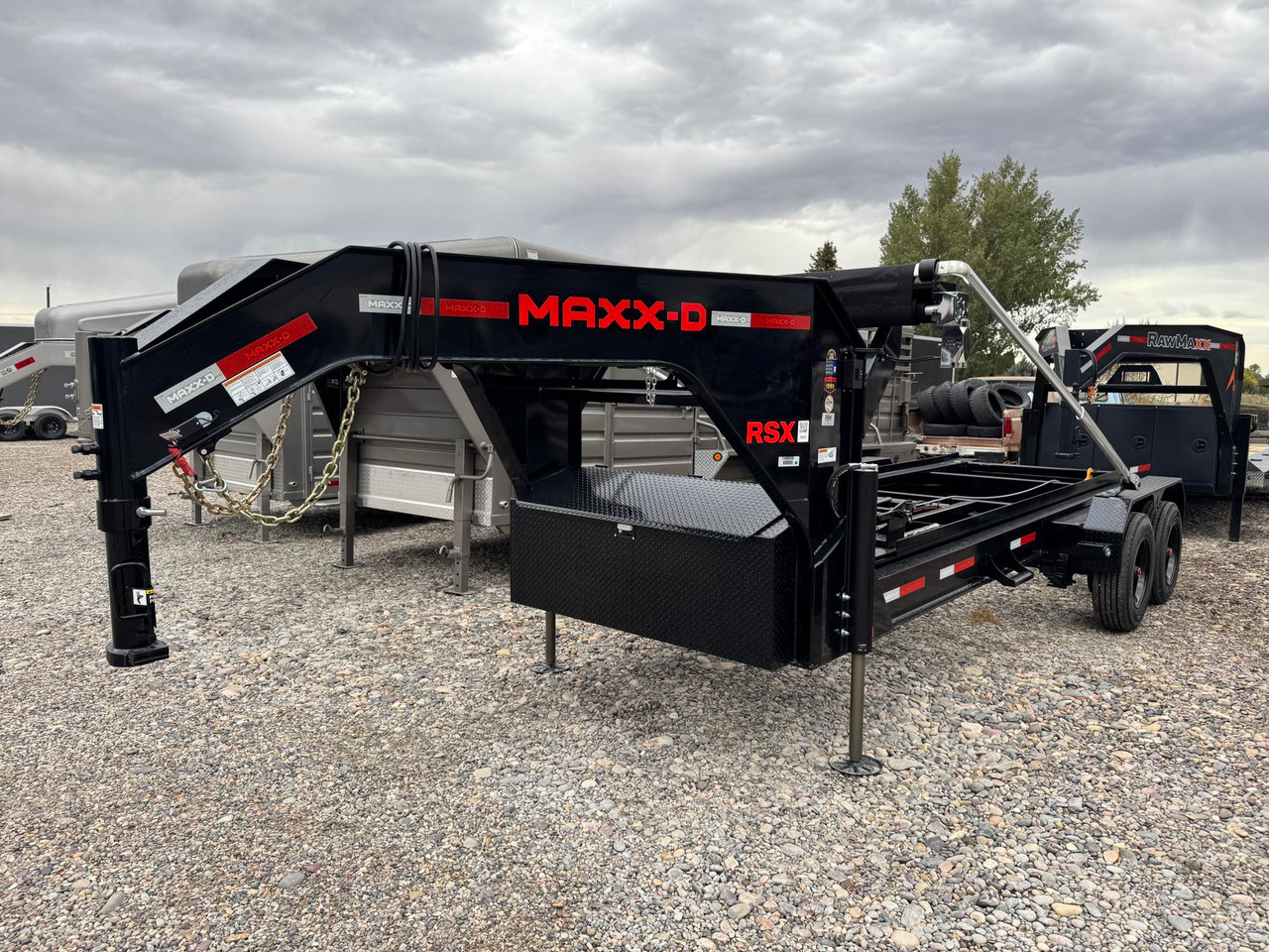 Maxx-D Trailers 2027 RSX 83"X16' Roll Off Trailer | Tandem Axle 20K, ADJUSTABLE 14 TO 16 FT BIN PLACEMENT, SYTHETIC ROPE, WIRELESS REMOTE, ELECTRIC TARP, SPARE