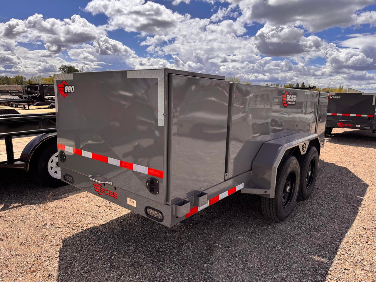 Boss Trailers 2026 990 Gallon Refueling Trailer | Tandem Axle 14K, 990 Gallon Tank, 25 GPM Pump, Large Enclosure, Light Tower, Rear Cabinent, (Farm Use Only)