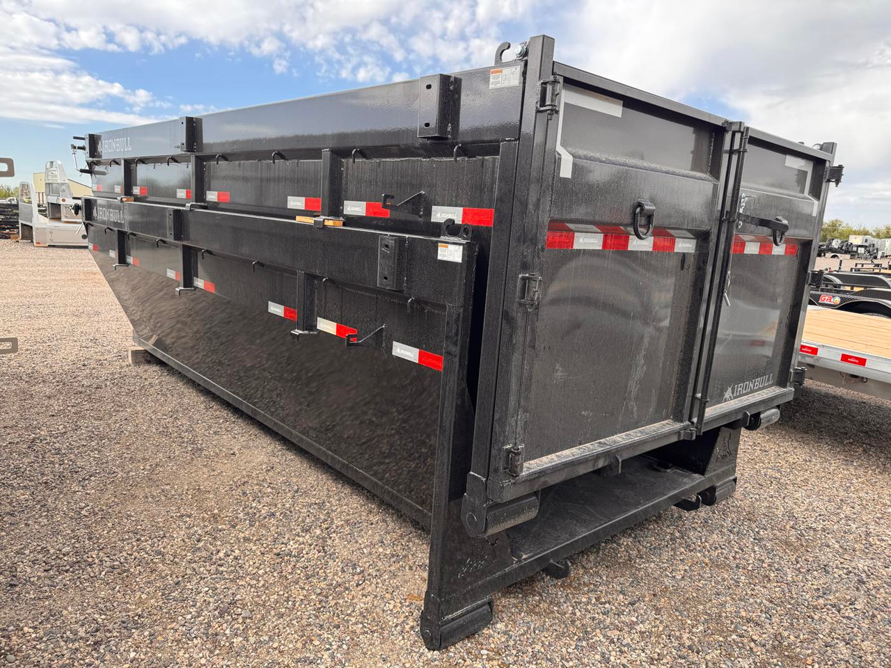 Iron Bull Trailers 2026 RB 16' Roll-Off Bin | 48" Sides, Rollers, Tarp Kit, Rear Barn Doors, 15 Cubic Yard