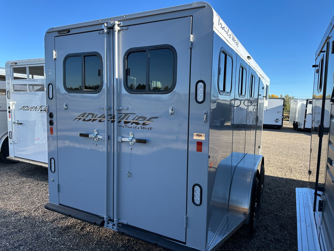 Trails West Trailers 2026 ADVENTURE MX Horse Trailer | Tandem Axle, 3 Horse, Titanium Package, Barn Doors, Passenger Side Tack Room Door, Swing Out Saddle Rack