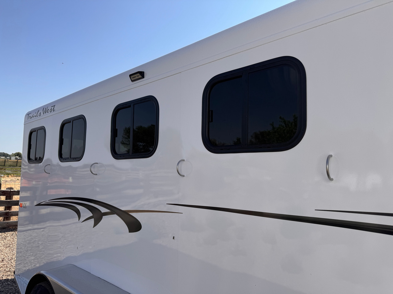 Trails West Trailers 2027 ADVENTURE II MX Horse Trailer | Tandem Axle 9.98K, 4-Horse, Tack Room, Convieince Package, Rear Windows, Swing Out Saddle Rack, Rubber Floors