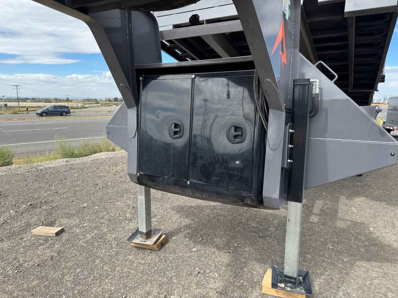 Raw Maxx Trailers 2026 HDX 102"X20' DUMP Trailer | Tandem Axle 20K, Dual Tires, Hydraulic Jacks, 44" Sides, Solar Charging, Storage With Shelves, Straight Ramps