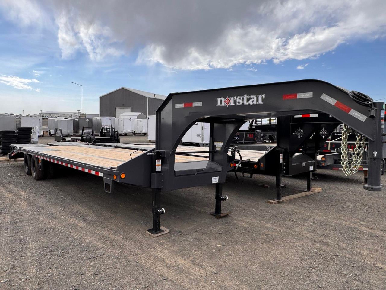 Iron Bull Trailers 2026 FXG 30' Flatbed Trailer | Tandem Axle 22K, Dual Tires, 5' Rampage Ramps