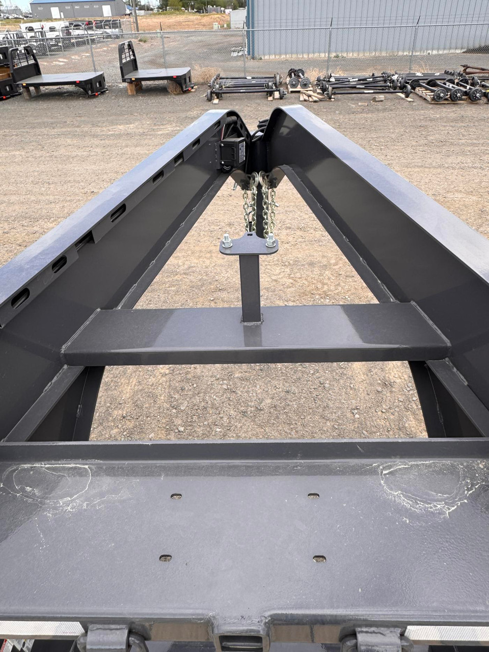 Iron Bull Trailers 2026 FXG 30' Flatbed Trailer | Tandem Axle 22K, Dual Tires, 5' Rampage Ramps