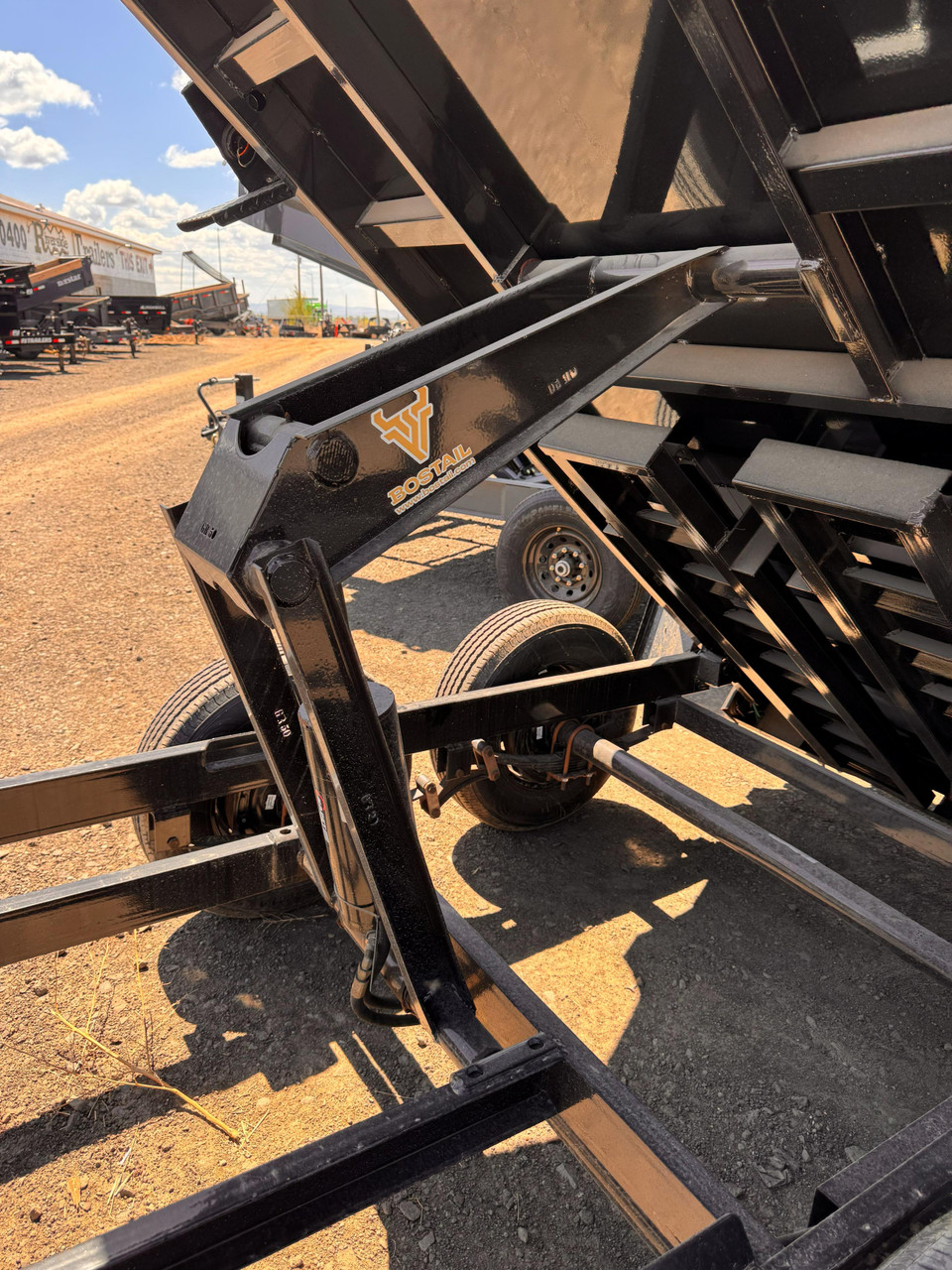Iron Bull Trailers 2026 DTB 60"X10' Scissor Dump Trailer | Tandem Axle 10K, Tarp Kit