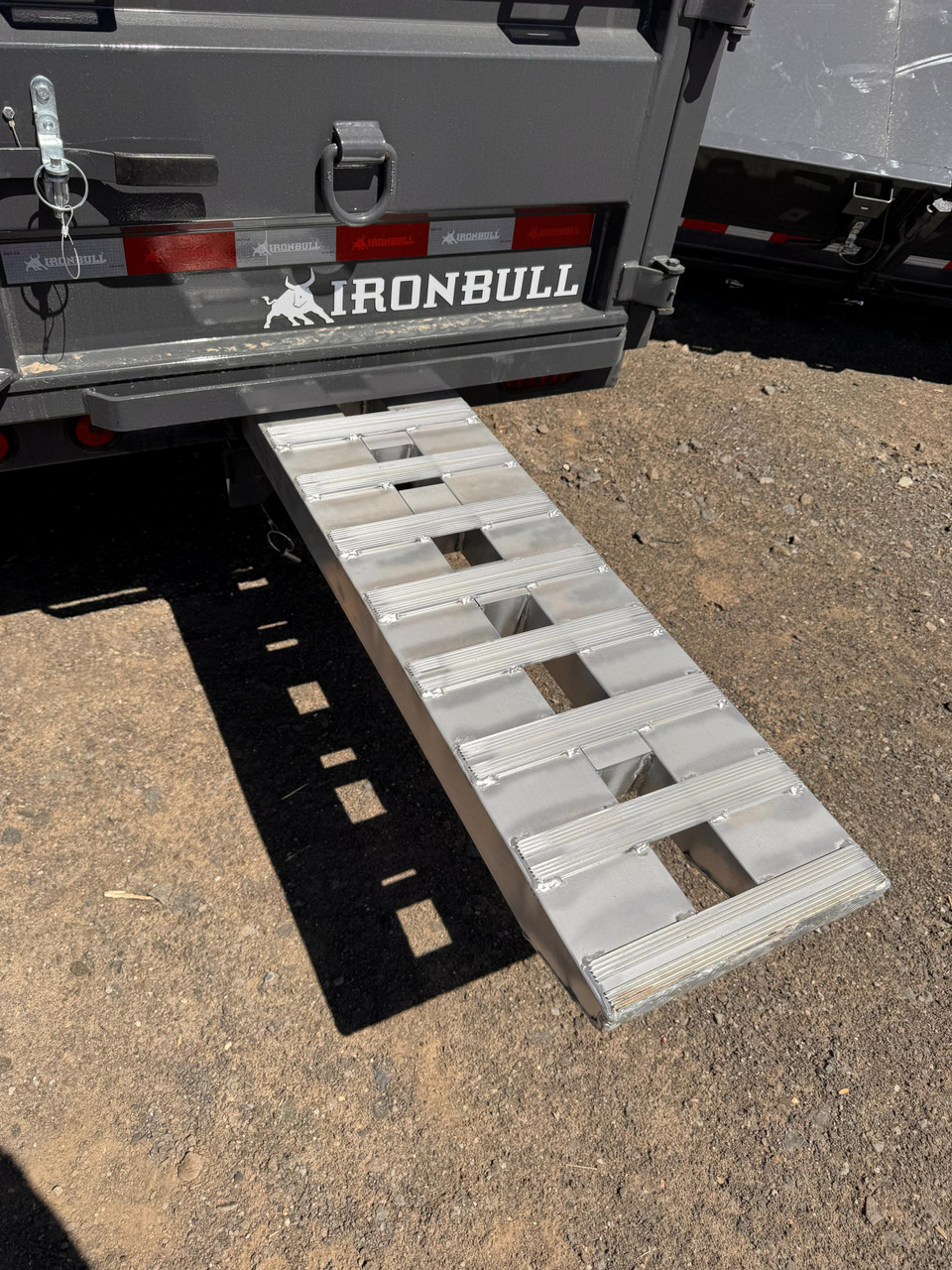 Iron Bull Trailers 2026 DWB 83"X14' Scissor Dump Trailer | Tandem Axle 14K, 24" Sides, Slide In Ramps, 2 Way Gate
