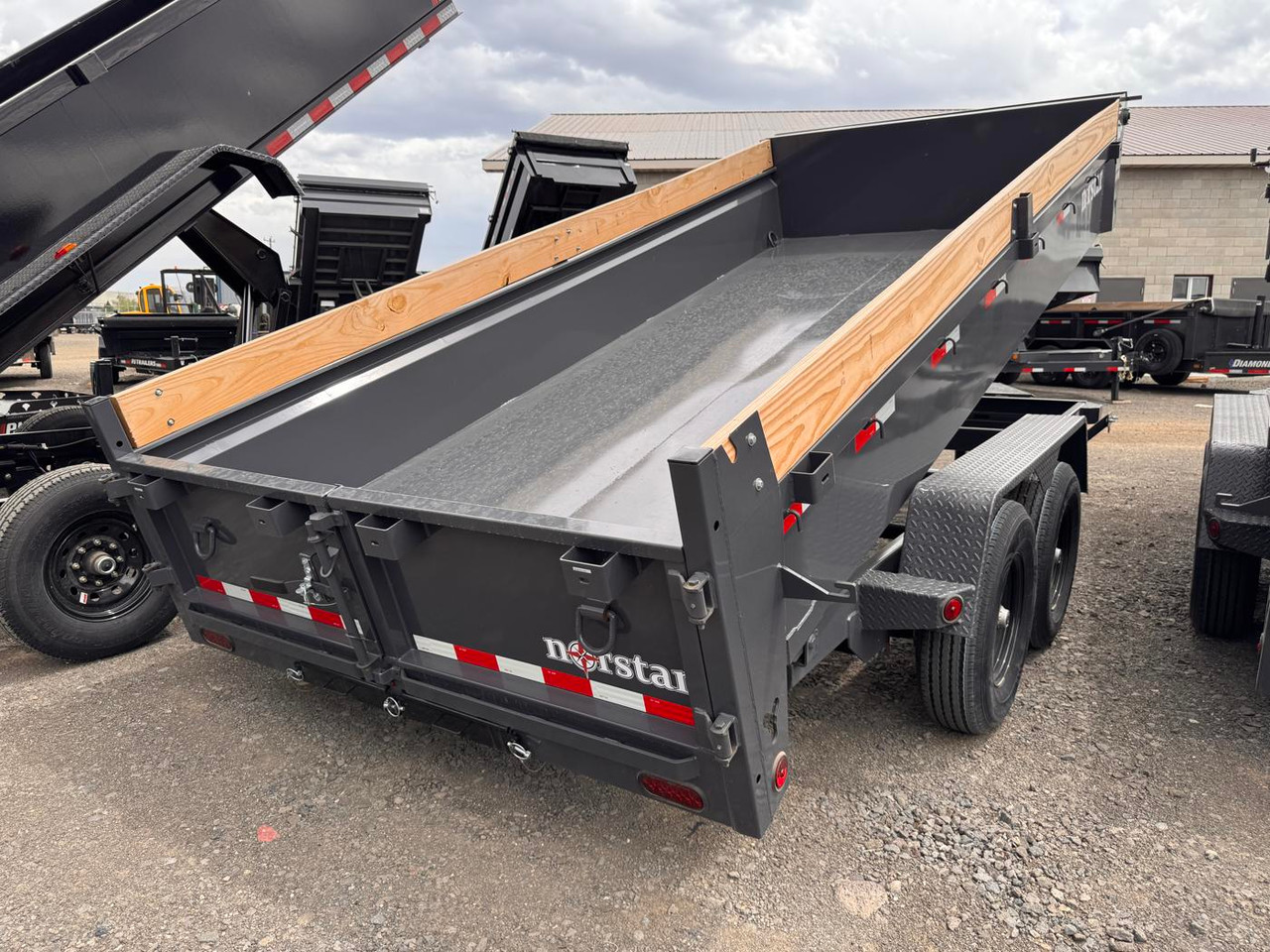 Iron Bull Trailers 2026 DCB 83"X16' Scissor Dump Trailer | Tandem Axle 14K, 20" Sides, Ramps, Tarp Kit, Locking Storage, 2 Way Spreader Gate