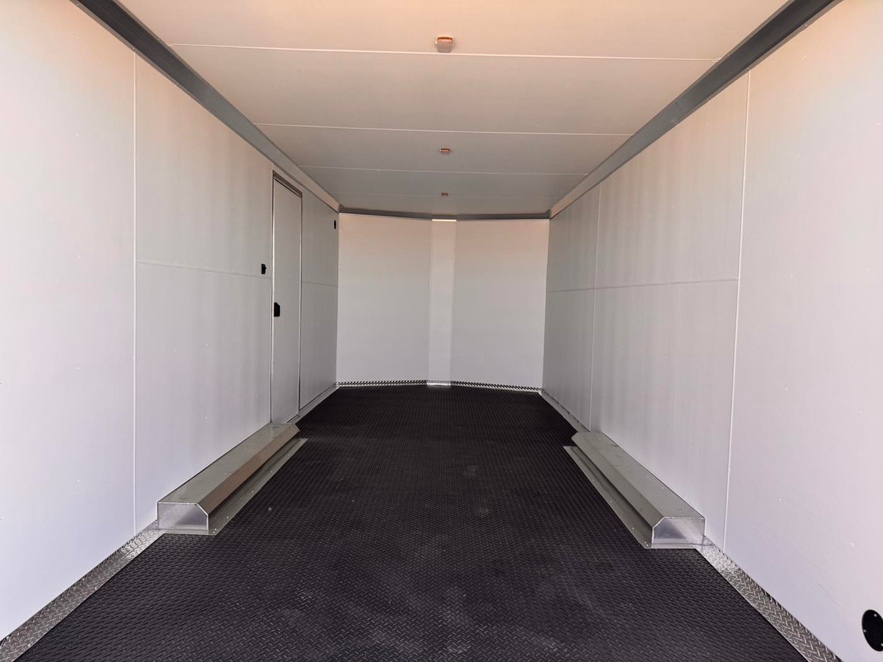 Rover Trailers 2025 102"X20' Aluminum Cargo Trailer | Tandem Axle 10K, 7' Tall, Ramp Door, White Interior, Rubber Floor