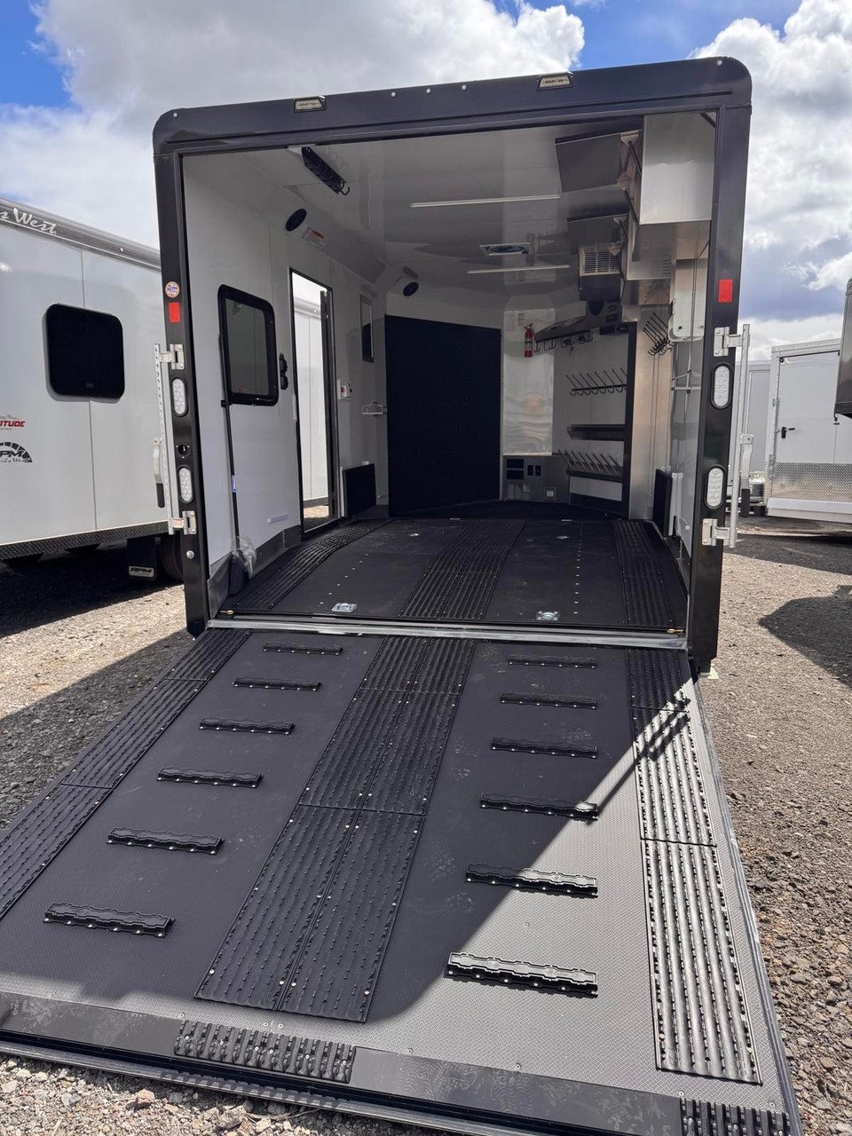 Trails West Trailers 2026 RPM ALTITUDE 20' Powersport Trailer | Tandem Axle 7K, Powered Vent, 2Nd Rear Light