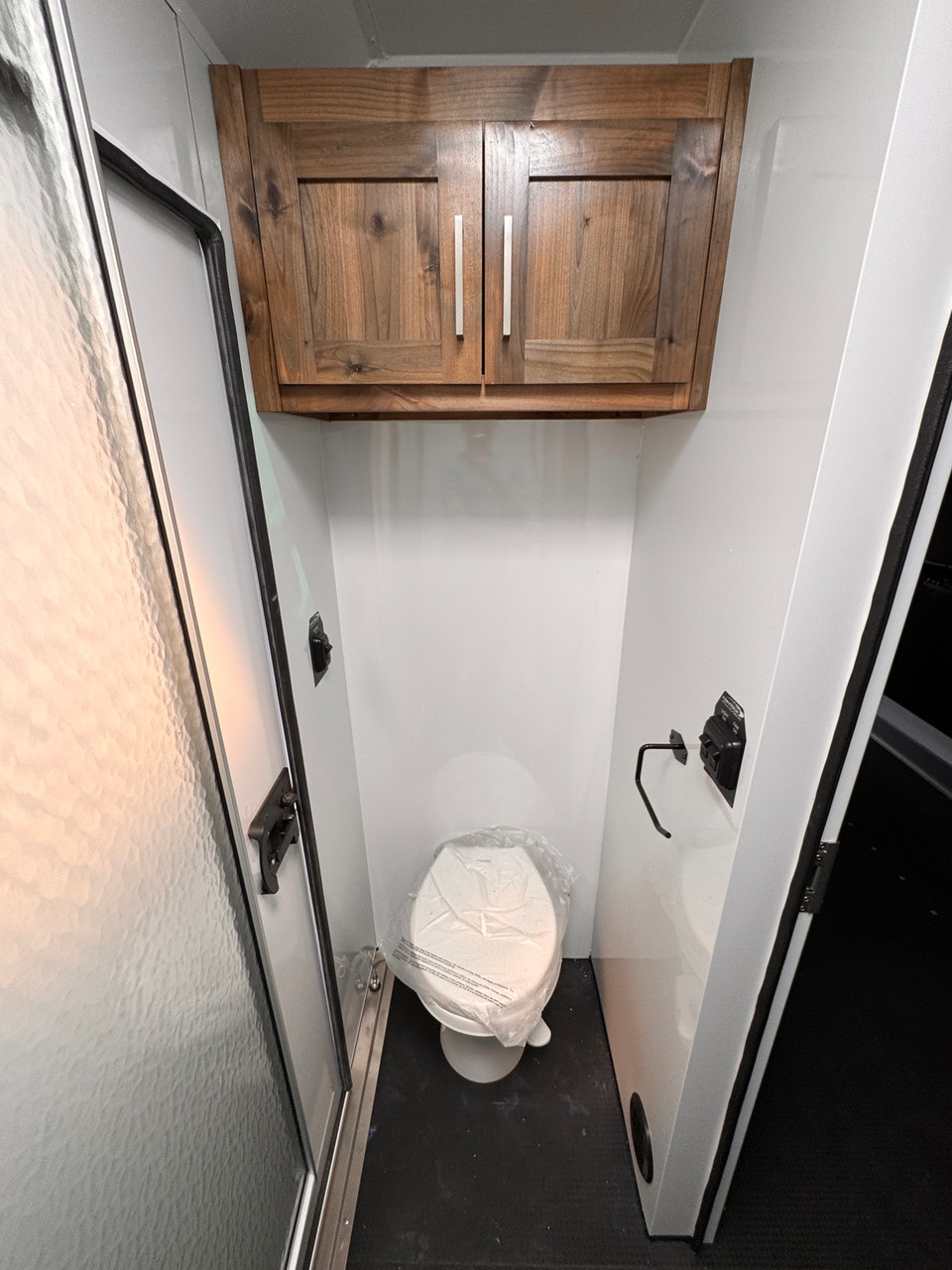 Trails West Trailers 2027 RPM FREERIDE 36' Powersport Trailer | Tandem Axle 18.6K, Living Quarters, Kitchen, Bathroom/Shower, Heated Floors