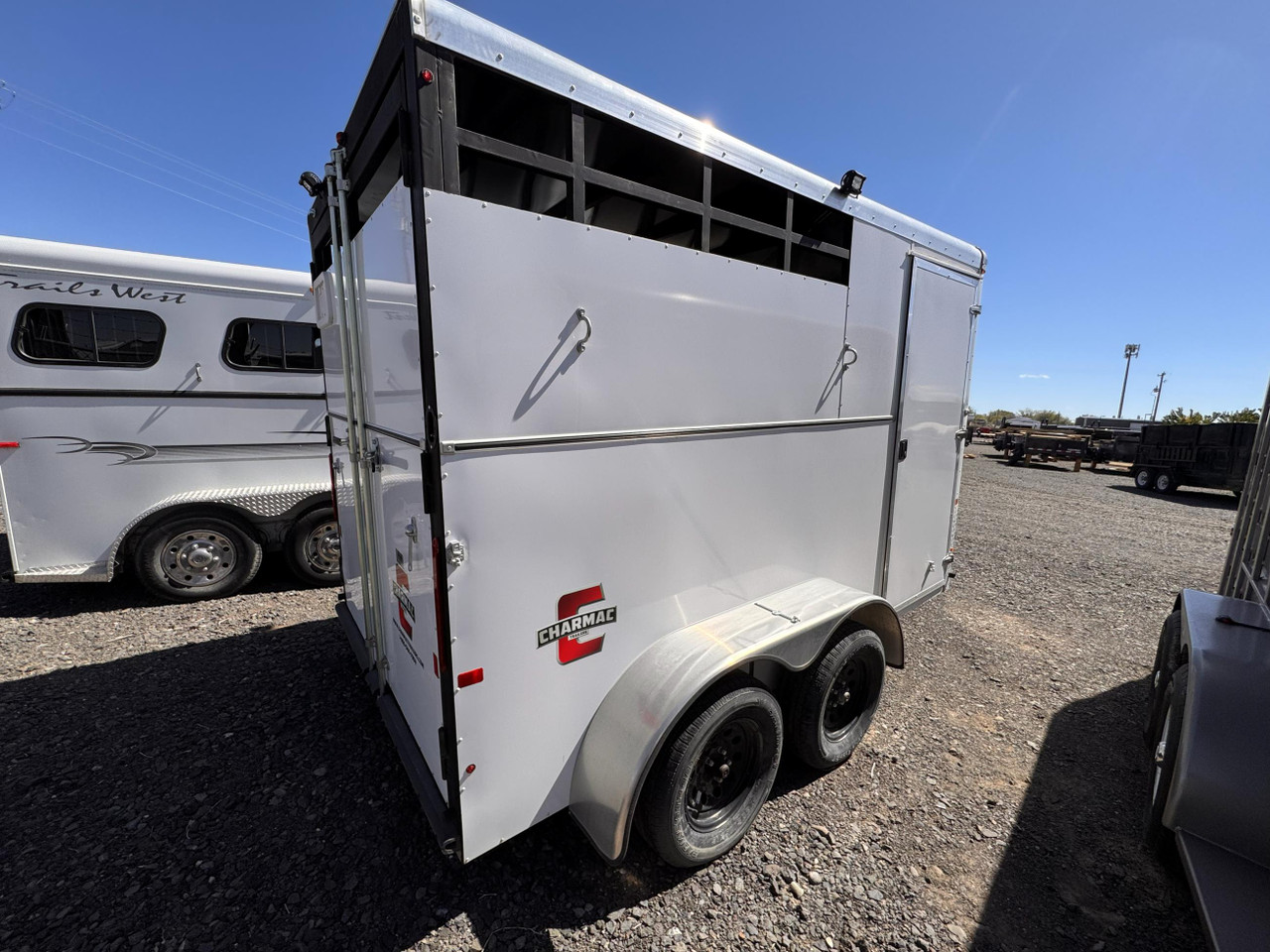 Triple C Trailers 2024 SAWTOOTH 81"X16' Horse Trailer | Tandem Axle 7K, 2-Horse, Tack Room