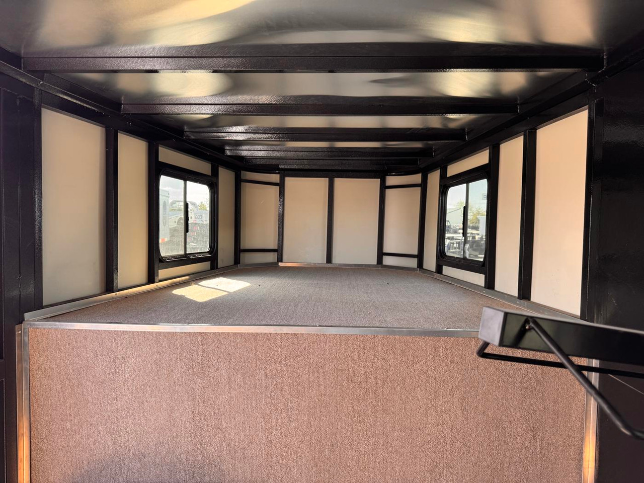 Triple C Trailers 2025 TETON PLUS 84"X24' Horse Trailer | Tandem Axle 12K, 4-Horse, Tack Room With Double Doors