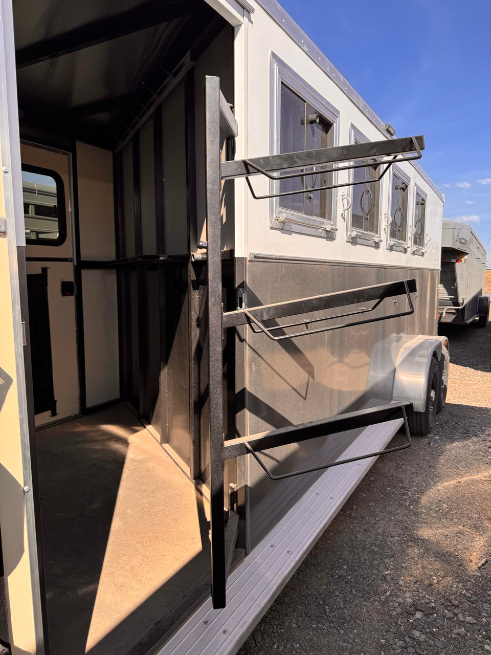 Triple C Trailers 2025 TETON PLUS 84"X24' Horse Trailer | Tandem Axle 12K, 4-Horse, Tack Room With Double Doors