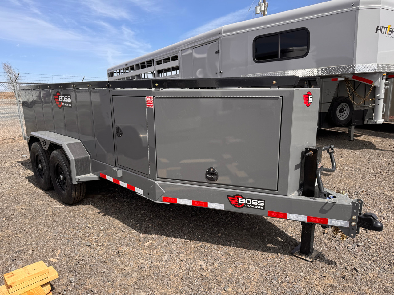 Boss Trailers 2026 660 Gallon Refueling Trailer | Tandem Axle 12K, 660 Gallon Multi-tank, 30 GPM Electric Start Gas Pump, Front/Rear Enclosure, 35' Hose Real, Flow Meter (DOT Legal)
