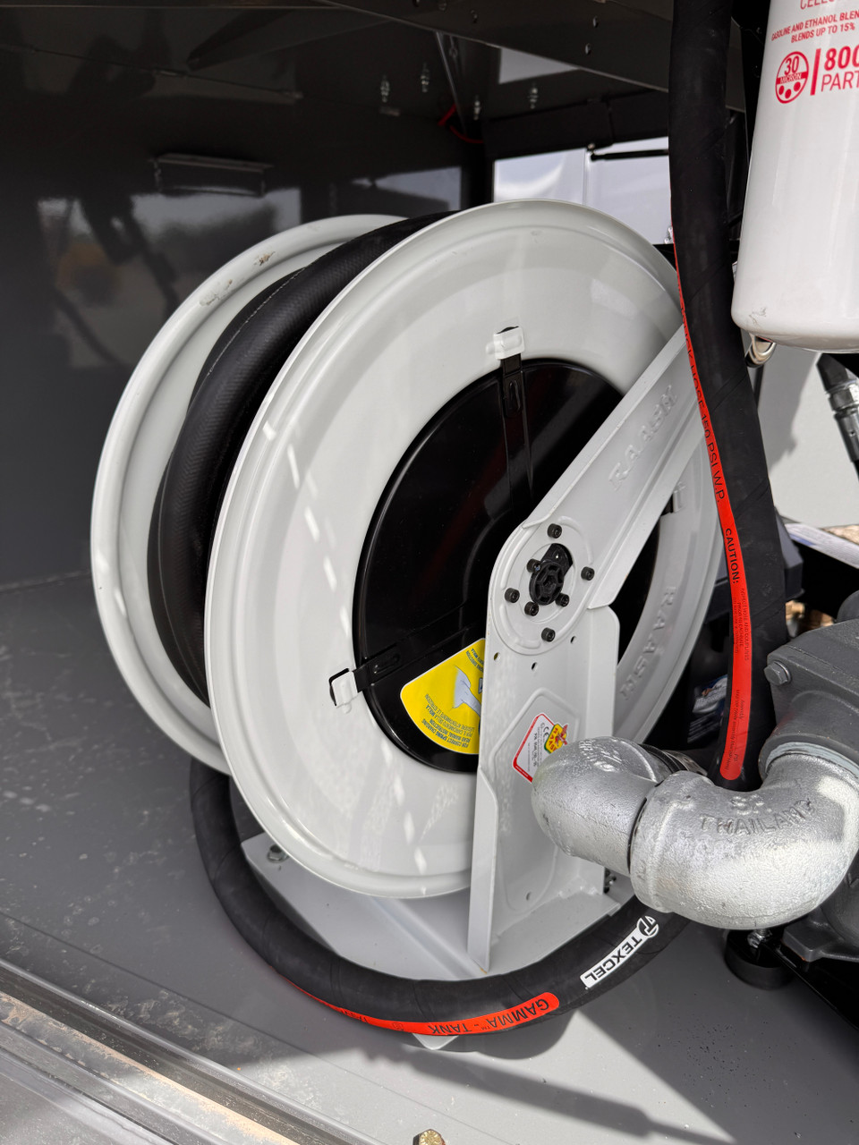 Boss Trailers 2026 660 Gallon Refueling Trailer | Tandem Axle 12K, 660 Gallon Multi-tank, 30 GPM Electric Start Gas Pump, Front/Rear Enclosure, 35' Hose Real, Flow Meter (DOT Legal)