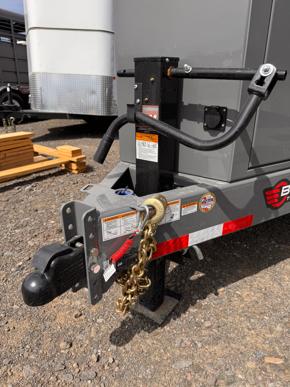 Boss Trailers 2026 660 Gallon Refueling Trailer | Tandem Axle 12K, 660 Gallon Multi-tank, 30 GPM Electric Start Gas Pump, Front/Rear Enclosure, 35' Hose Real, Flow Meter (DOT Legal)