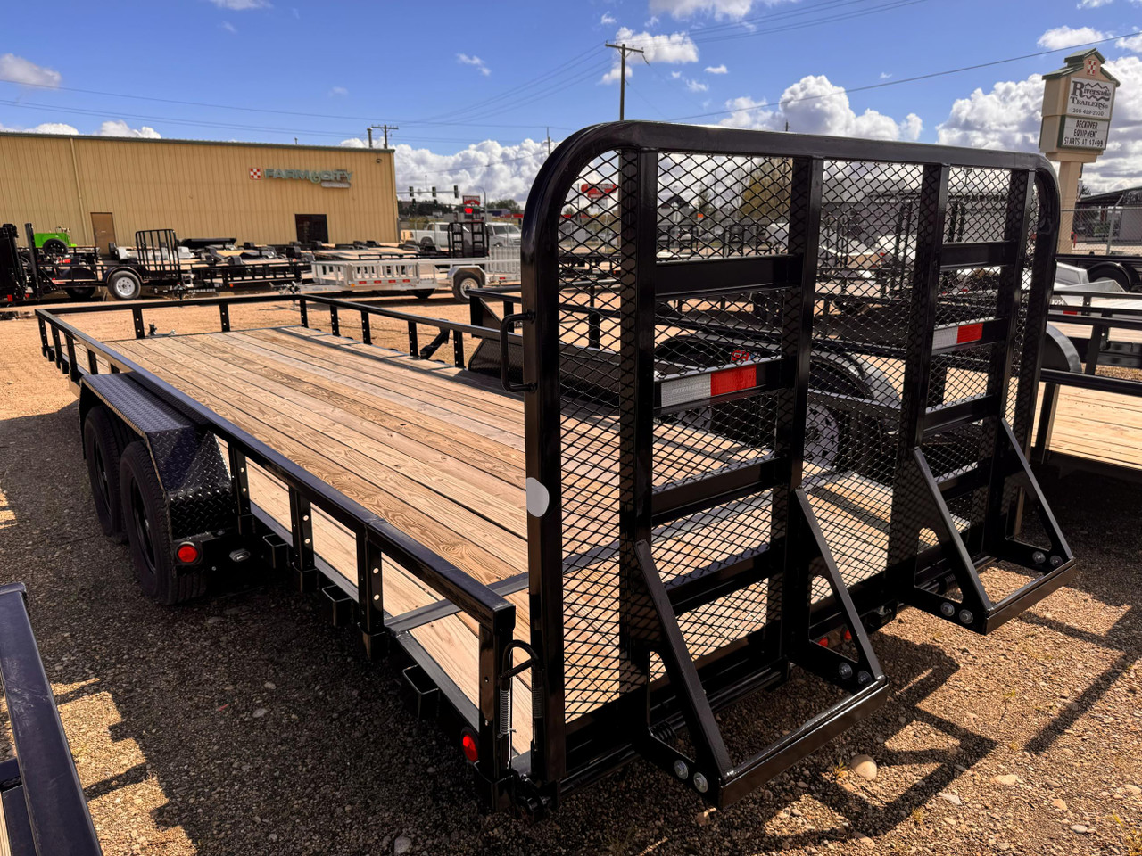 P.J. Trailers 2025 UL 83"X22' Utility Trailer | Tandem Axle 7K, HD Rampgate, Diamond Plate Fenders, Square Tube Rails, 12" OC Crossmembers, Dovetail