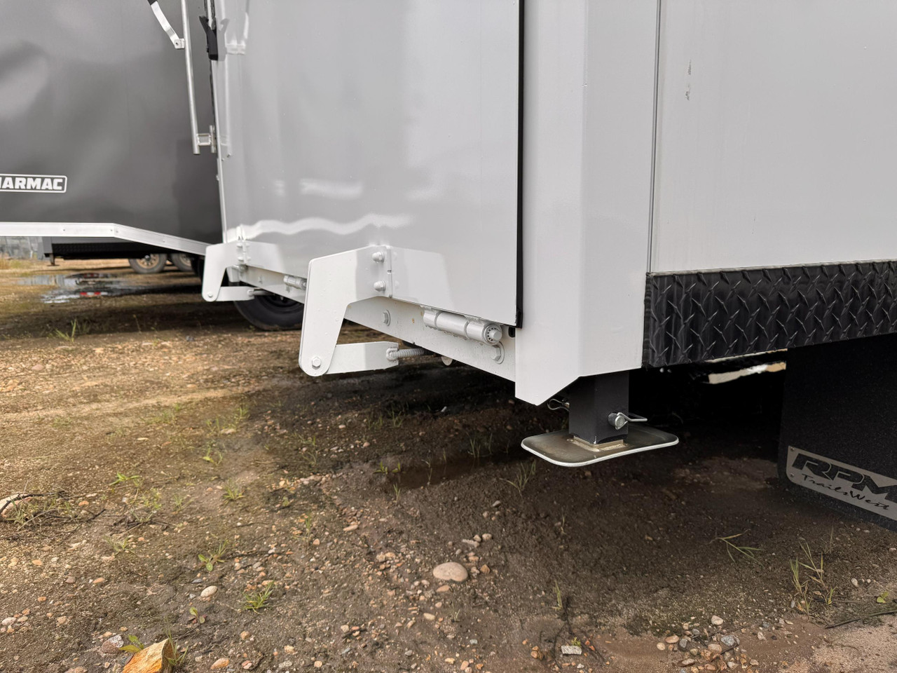 Trails West Trailers 2026 RPM ALTITUDE 20' Powersports Trailer | Tandem Axle 8.045K, Insulated Floor, Powered Vent, 2Nd Rear Light