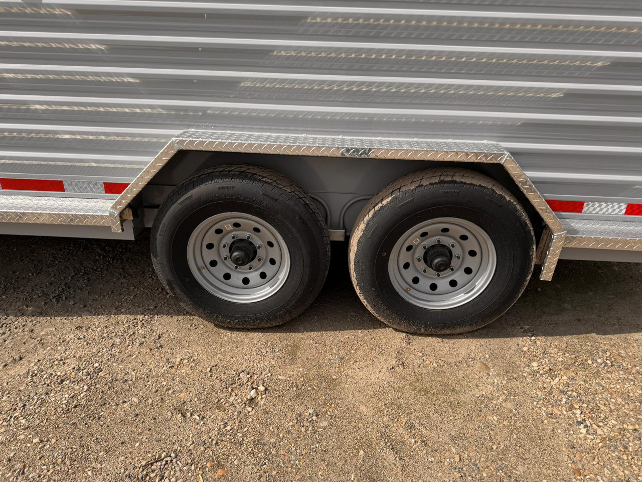 Trails West Trailers 2026 HOTSHOT 84"X20' Stock Trailer | Tandem Axle 18.667K