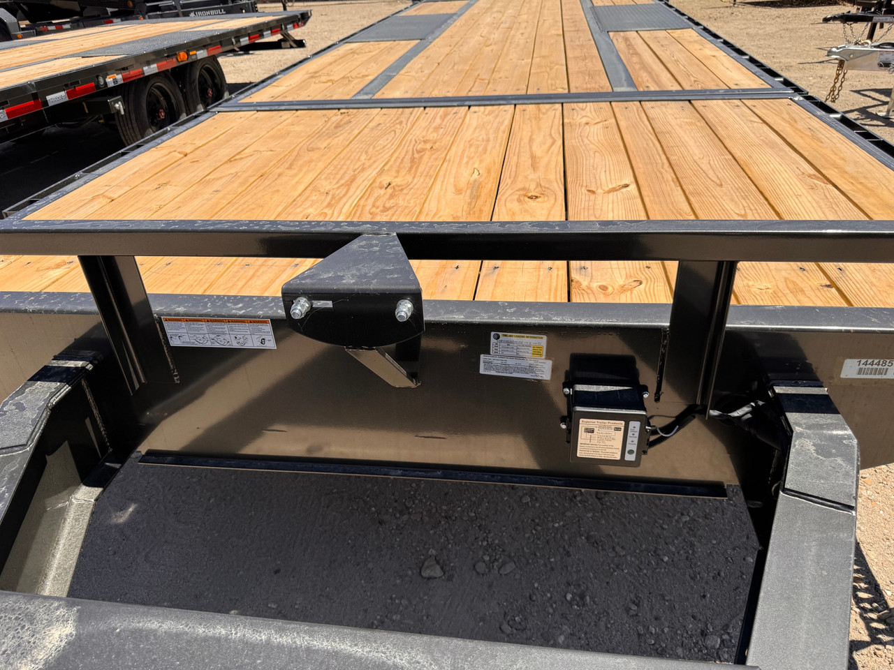 Maxx-D Trailers 2026 GOX 102"X26' Gravity Deckover Tilt Trailer | Tandem Axle 16K, 6' STATIONARY, 8K AXLES 17,500# GVWR