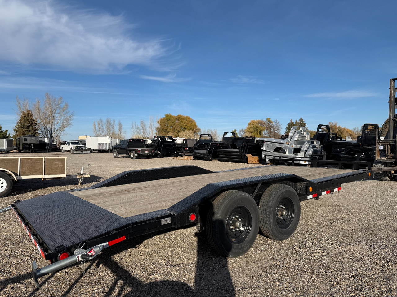 P.J. Trailers 2024 B6 20' Buggy Hauler Trailer | Tandem Axle, Diamond Plate Drive Over Steel Fenders, Dovetail, Rear Support Jacks, Slide In Ramps
