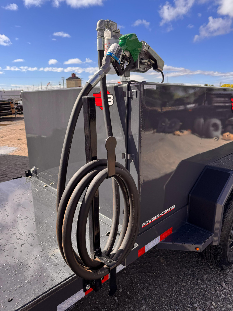 Boss Trailers 2026 990 Gallon Refueling Trailer | Tandem Axle 14K, 990 Gallon Tank, 20 GPM Electric Pump, Small Storage, Charging Kit (Farm Use Only)