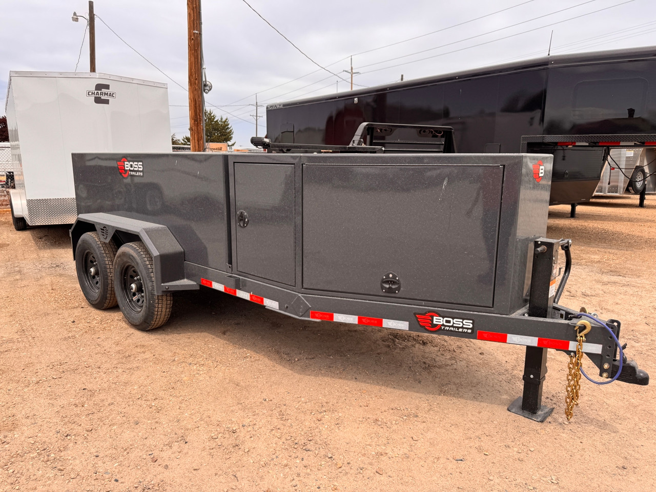 Boss Trailers 2026 990 Gallon Refueling Trailer | Tandem Axle 14K, 990 Gallon Tank, 25 GPM Pump, Large Front Enclosure, Charging Kit, Light Tower (Farm Use Only)