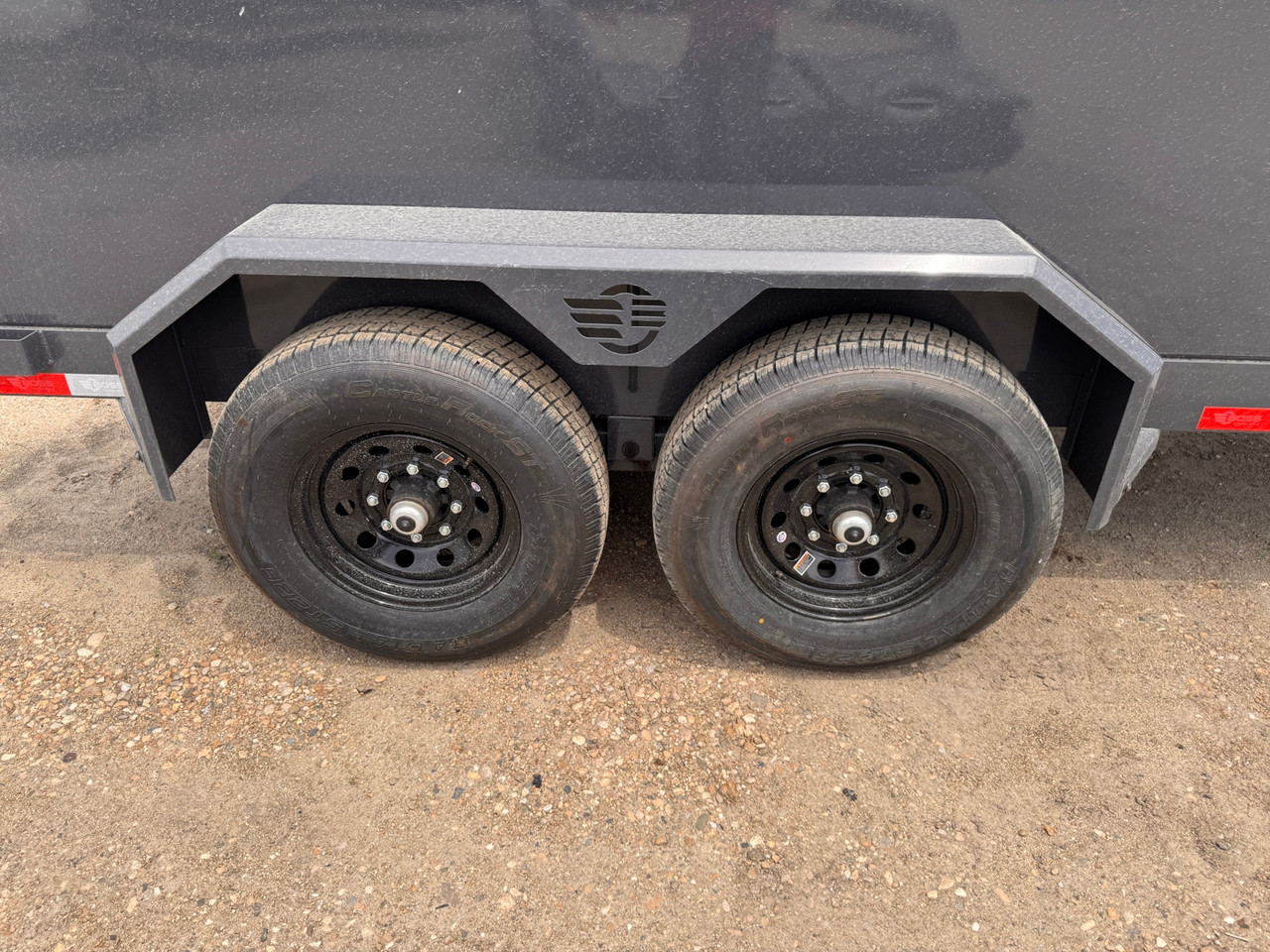 Boss Trailers 2026 990 Gallon Refueling Trailer | Tandem Axle 14K, 990 Gallon Tank, 25 GPM Pump, Large Front Enclosure, Charging Kit, Light Tower (Farm Use Only)