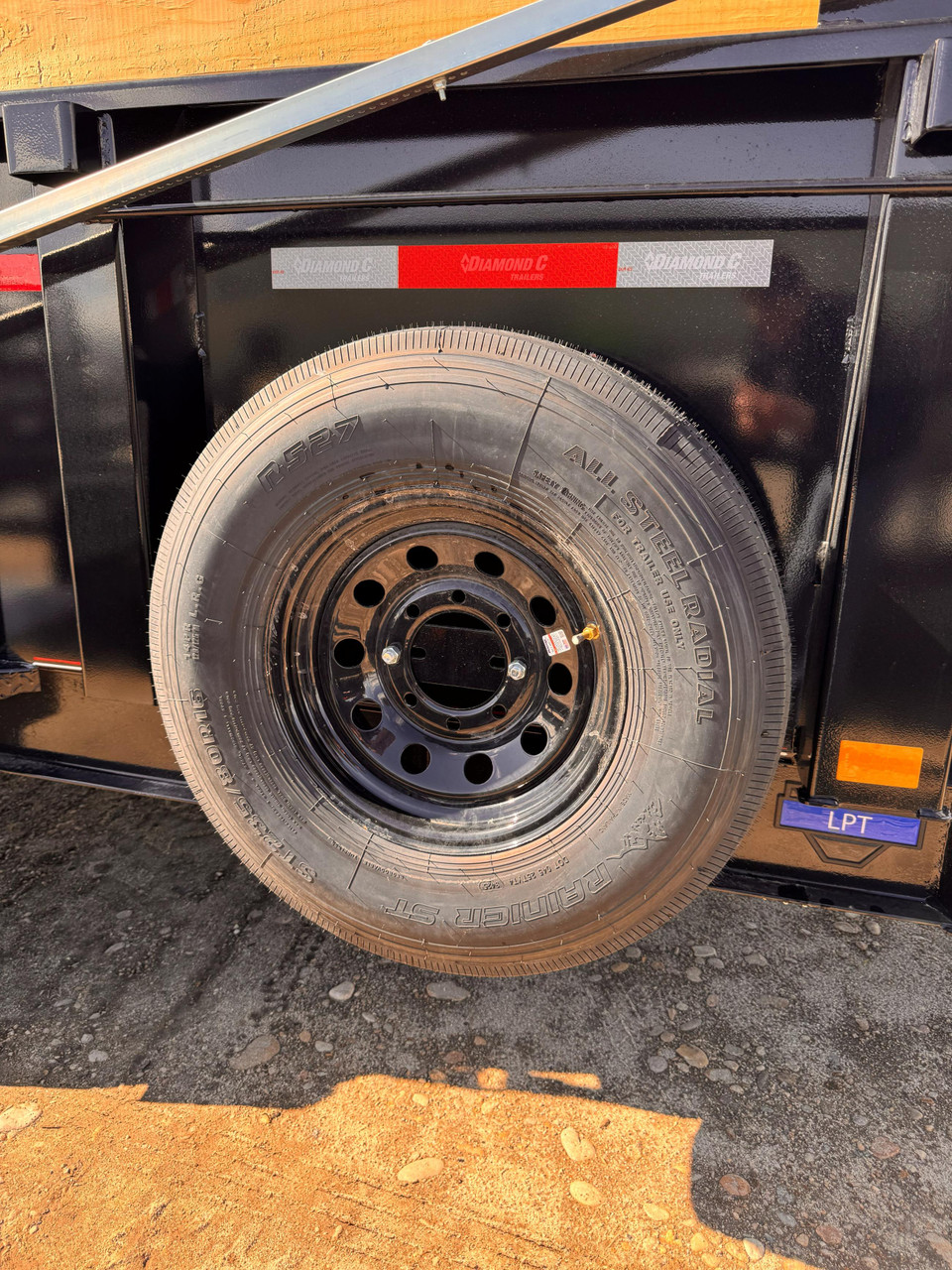 Diamond C Trailers 2026 LPT207 82"X14' Telescopic Dump Trailer | Tandem Axle 14.9K, 32" Sides With Boards, 2 Speed Jack, Solar Charging