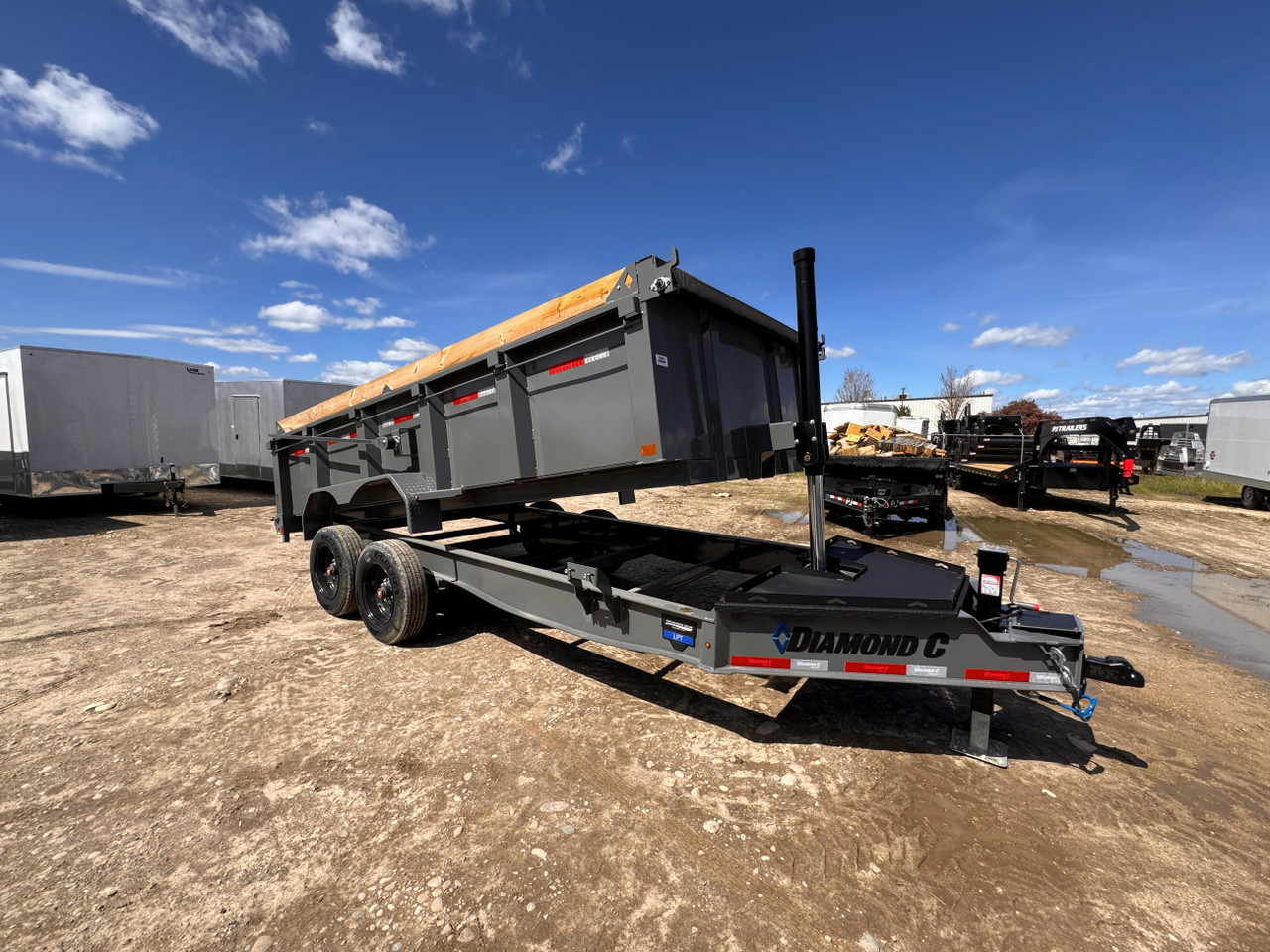 Diamond C Trailers 2026 LPT208 81"X16' Telescopic Dump Trailer | Tandem Axle 16K, 32" Sides With Boards, 2 Speed Jack, Solar Charging, Stabilizing Jacks