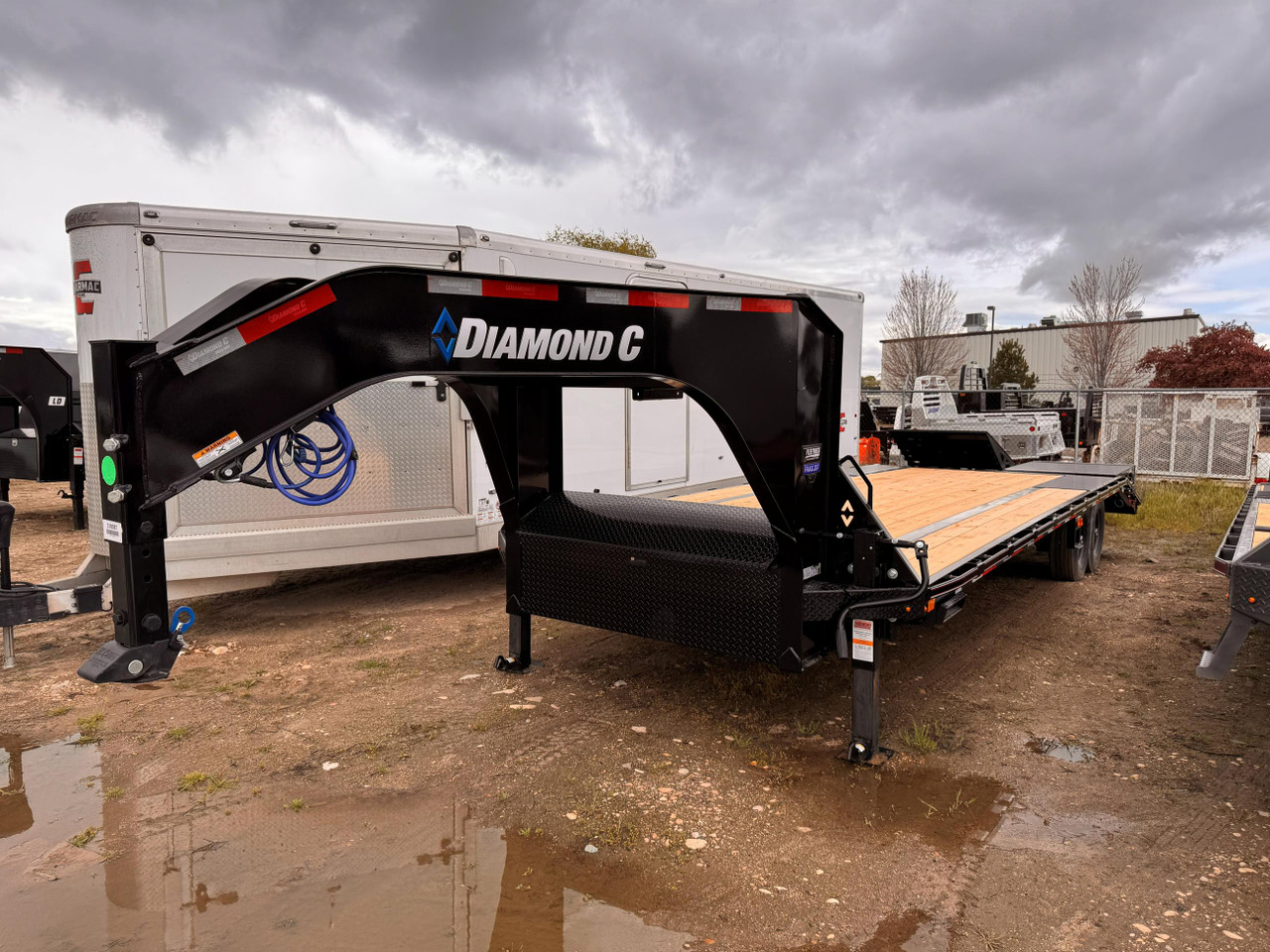 Diamond C Trailers 2026 FMAX207 25' Flatbed Trailer | Tandem Axle 15.5K, Max Ramps, 14 Ply Tires