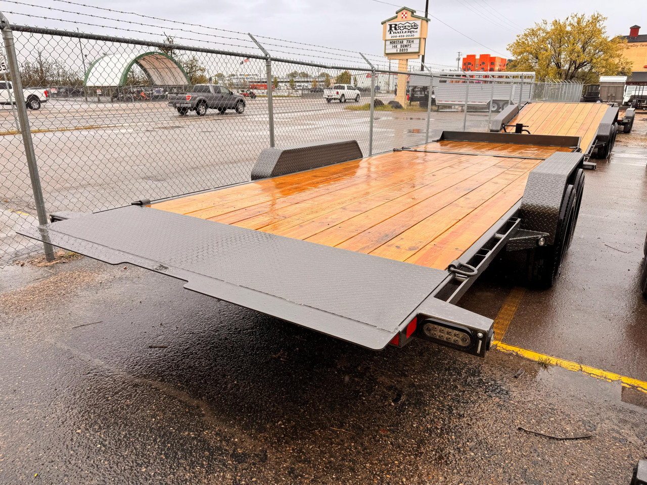 Maxx-D Trailers 2026 G8B 83"X22' Low Profile Gravity Tilt Trailer | Tandem Axle 16K, Torsion Axles, Tool Tray Behind Toolbox, 17.5 Tires