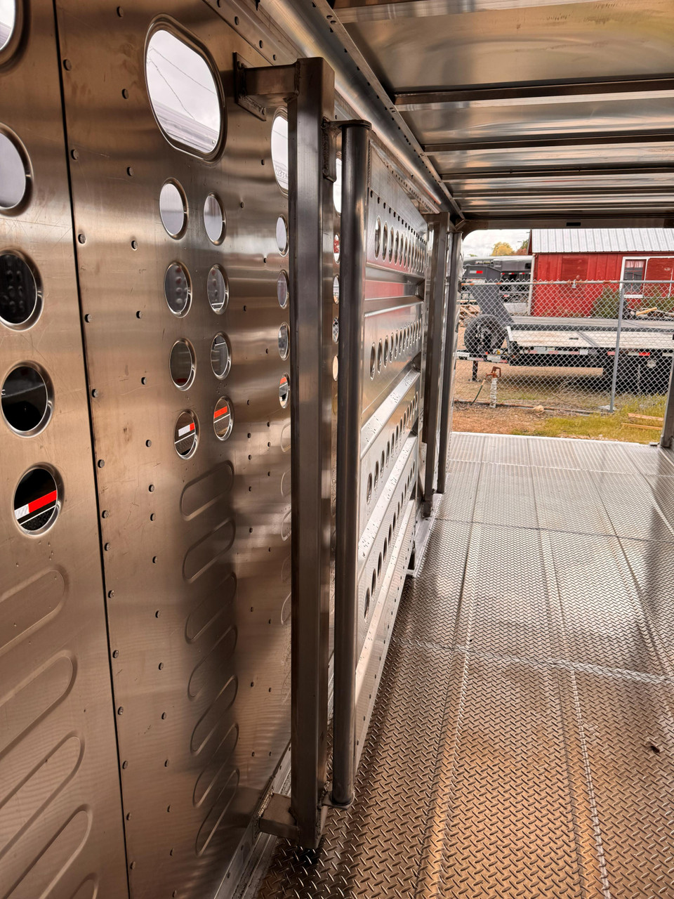 Merritt Trailers 2027 84"X24' Stock Trailer | Tandem Axle 15K, 2 Gates All Aluminum Body, Combo Swing Gate With Slider, Escape Door