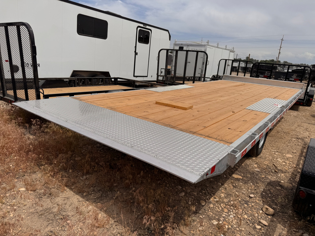 Nordtek Trailers 2026 102"X22' Deckover Power Tilt Trailer | Tandem Axle 14K, Full Powered Tilt, Locking Tongue Box, Adjustable Channel Coupler