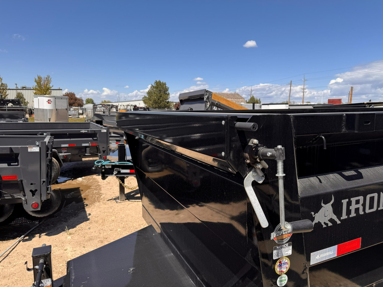 Iron Bull Trailers 2025 DTB 83"X16' Scissor Dump Trailer | Tandem Axle 14.999K, 36" Sides