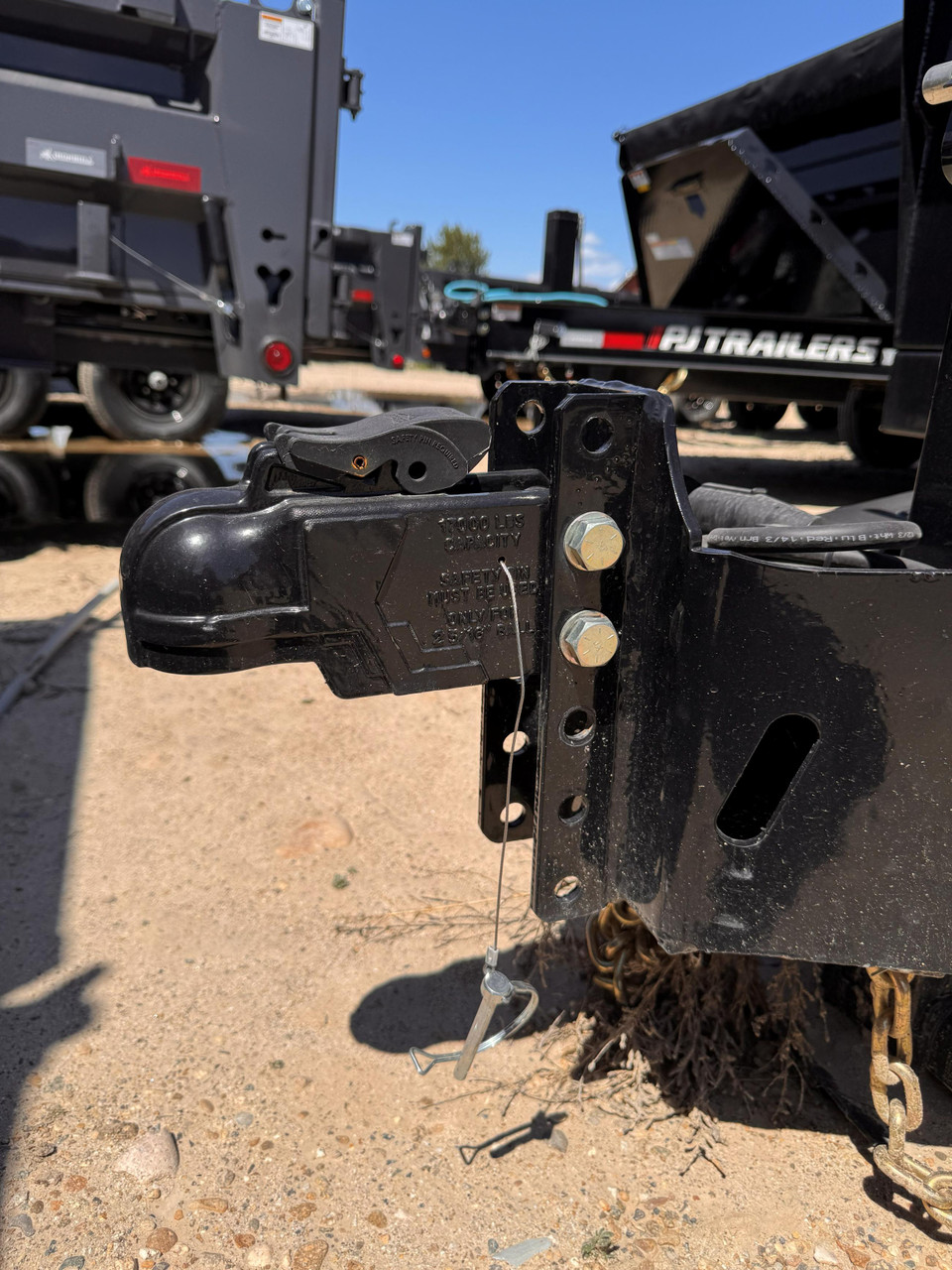 Iron Bull Trailers 2025 DTB 83"X16' Scissor Dump Trailer | Tandem Axle 14.999K, 36" Sides