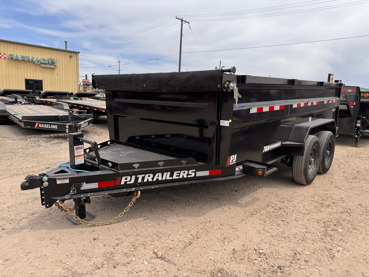 P.J. Trailers 2027 DM 83"X14' Scissor Dump Trailer | Tandem Axle 14K, 36" Sides