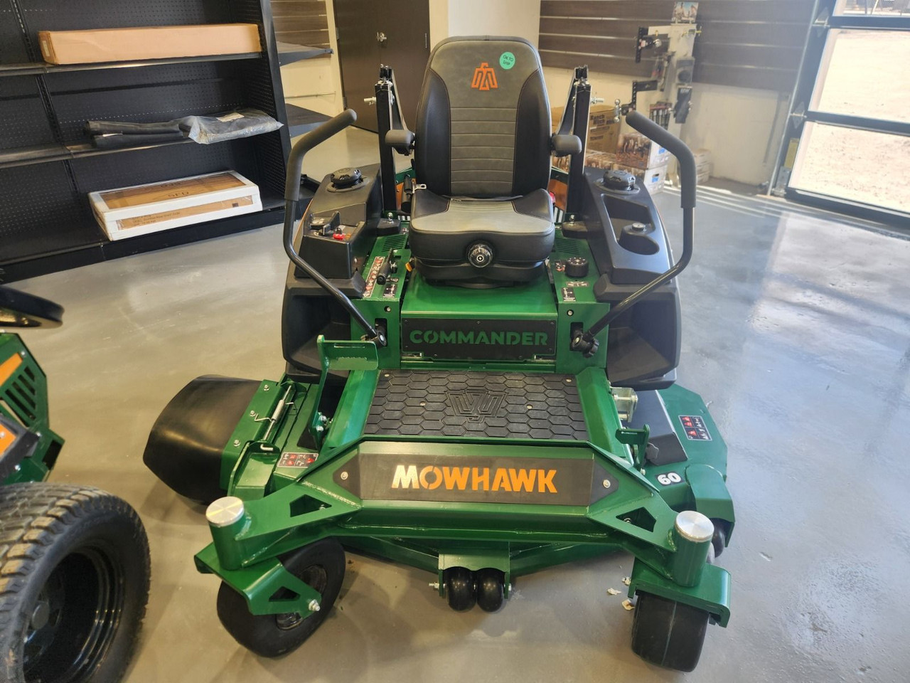 Mowhawk Mowers 2025 COMMANDER Gas Mower | 60" Deck