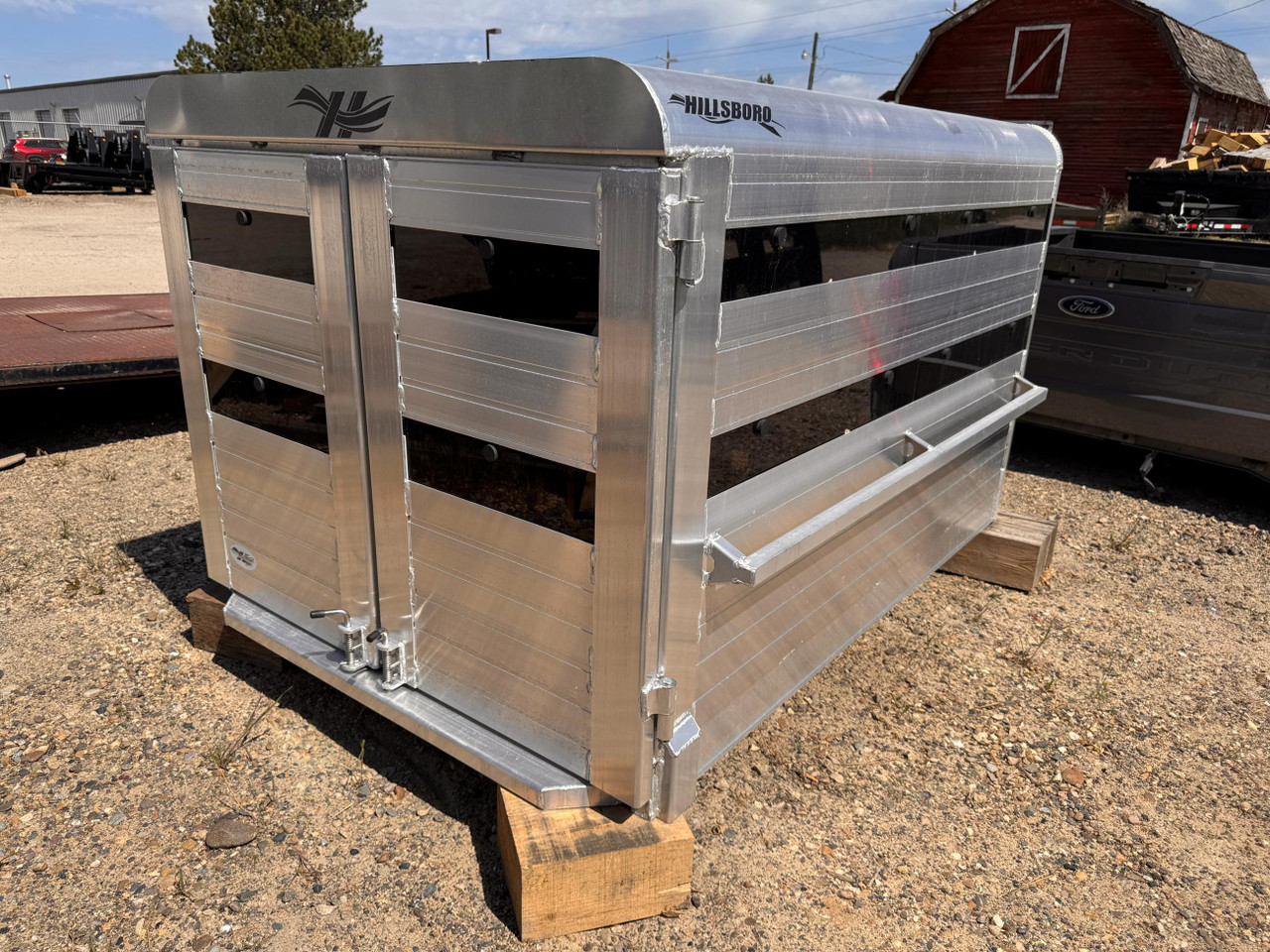 Hillsboro Trailers 48"X6' Stock Pickup Bed Box | Aluminum, Plexiglass Installed, Dual Divider