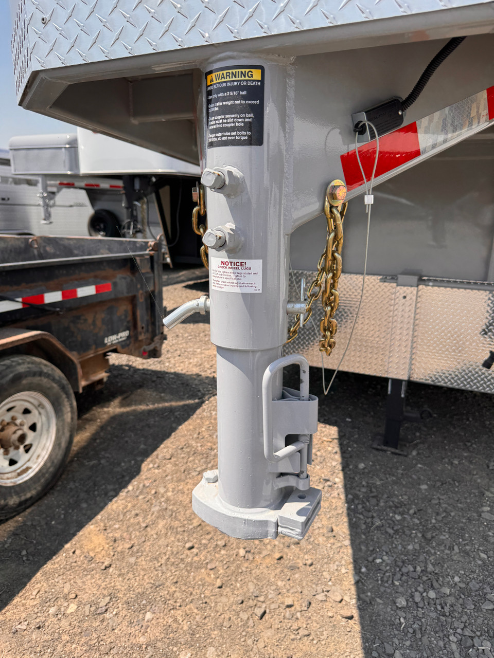 Trails West Trailers 2027 HOTSHOT 90"X25' Stock Combo Trailer | Tandem Axle 18.667K, Straight Tack Package, Single Tack Door, Rear Slider, Conv Package Spare