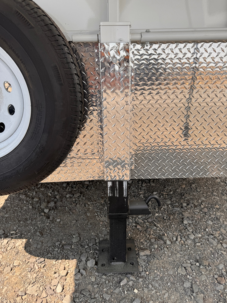 Trails West Trailers 2027 ADVENTURE MX Horse Trailer | Tandem Axle, 4H