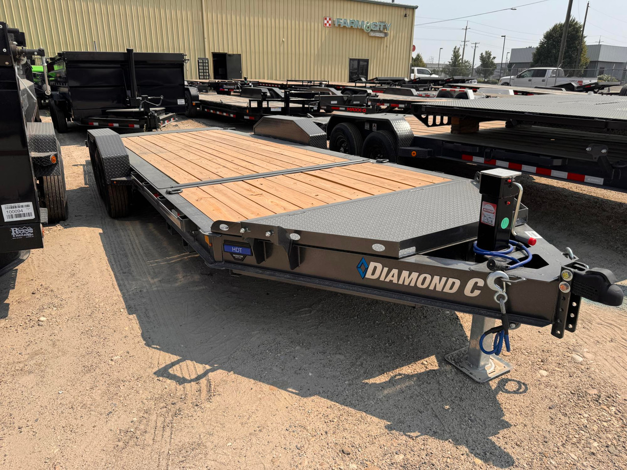 Diamond C Trailers 2026 HDT207 Pacesetter 82"X22' Tilt Trailer | Tandem Axle, (3/16 fender, 12" oc, fork holder) 2 Speed Jack, Spare