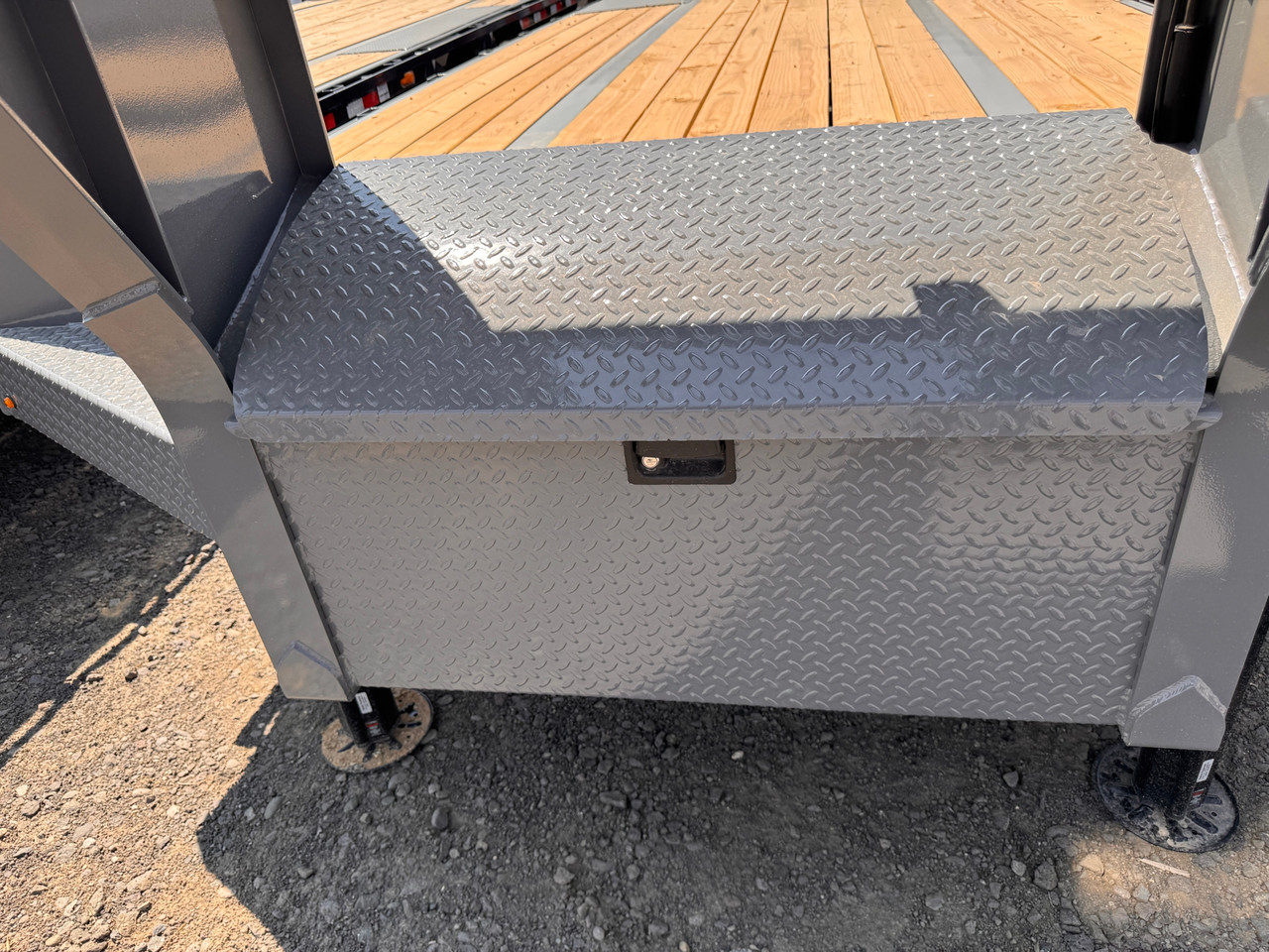 Diamond C Trailers 2026 FMAX212 30' Deckover Flatbed Trailer | Tandem Axle 25.9K, Hydraulic Dovetail, Dual Hydraulic Jacks, Solar Charger, ABS Brakes, Tongue/Underbed Storage