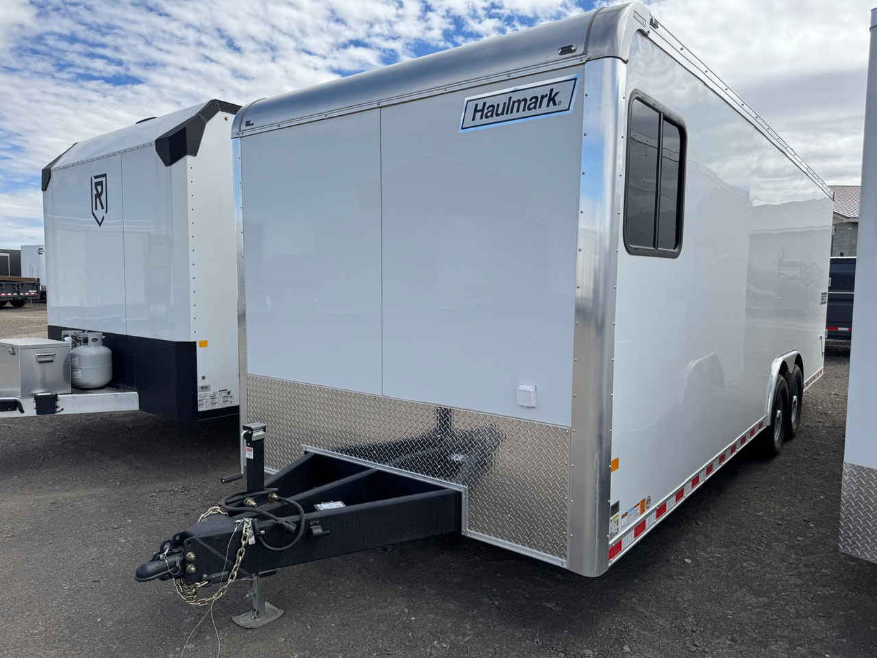 Haulmark Trailers 2026 GRIZZLY 102"X24' Contractor Cargo Trailer | Rear Barn Doors, Front Office