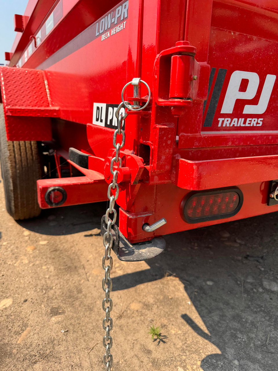 P.J. Trailers 2027 DL 83"X16' Telescopic Dump Trailer | Tandem Axle 14K, 6" Cylinder, Hydraulic Jack, 24" Sides, 7 Ga Floor