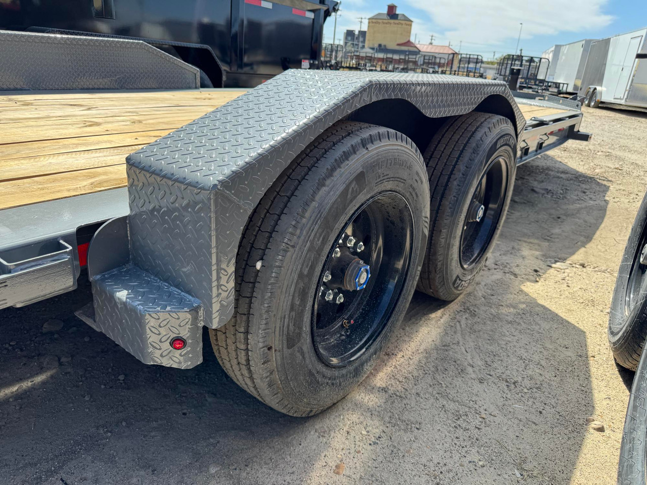 Diamond C Trailers 2026 HDT208 Pacesetter 80"X22' Equipment Tilt Trailer | Tandem Axle, 6' Stationary, 16' Tilt Deck, 3/16" Steel Fenders, 12" OC Crossmembers, Fork Holders, 2 Speed Jack, Spare Tire