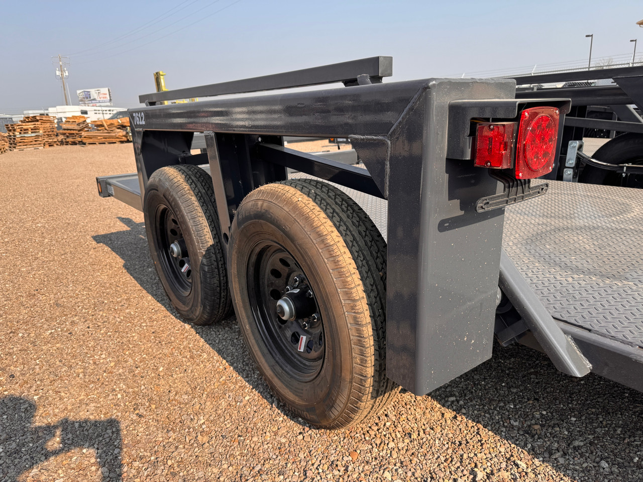 Triple L Trailers 2026 7612 75"X12' DROP DECK | Tandem Axle 7K, HYDRAULIC DROP DECK UTILITY TRAILER, OPEN SIDES, BATTERY CHARGER