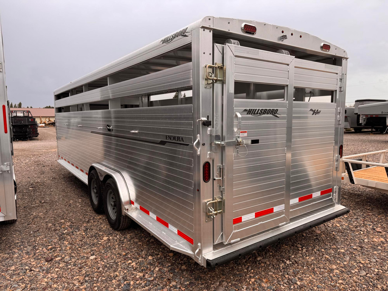 Hillsboro Trailers 2027 Endura 90"X24' Stock Trailer | Tandem Axle