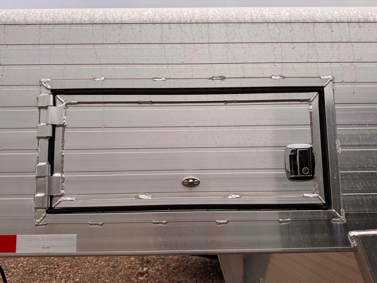 Hillsboro Trailers 2027 Endura 90"X24' Stock Trailer | Tandem Axle